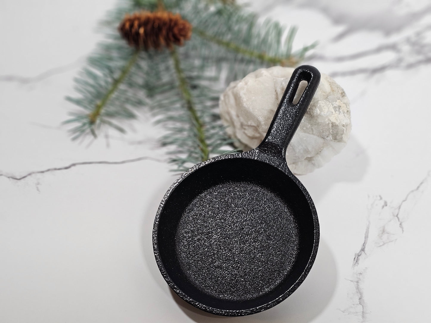 3.5" Engraved Cast Iron Skillet Home Wall Decor - Family Recipe