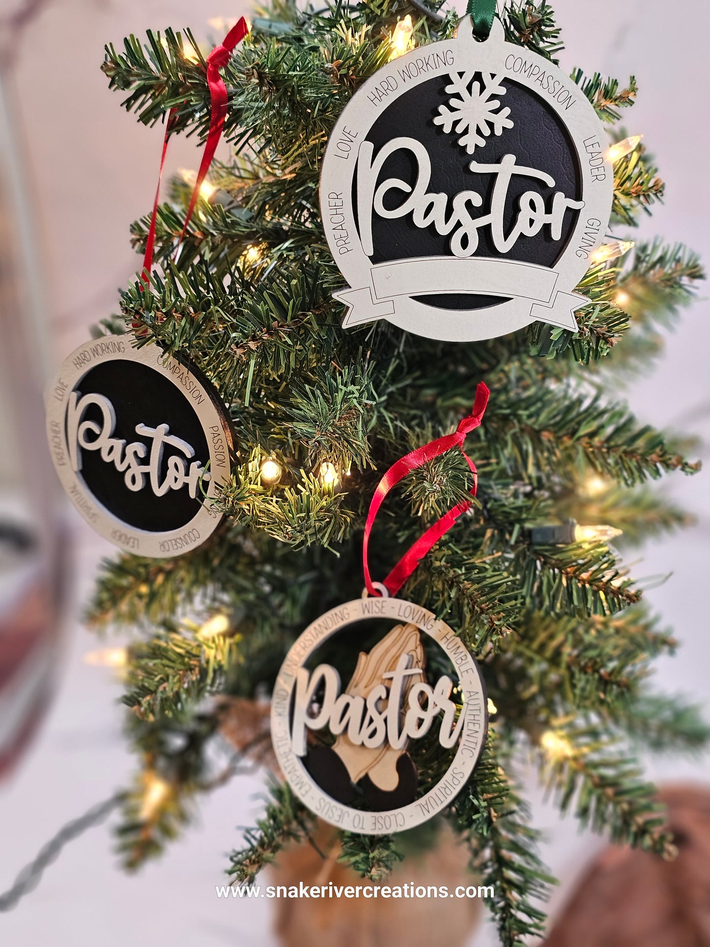 Personalized Hands Praying Pastor Ornament - Minister