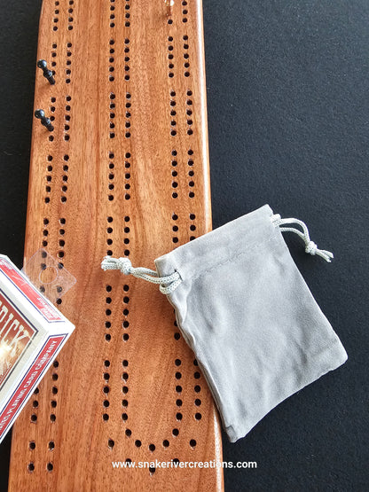 Handcrafted Hardwood Cribbage Board – 2-Track Game Set with Pegs, Bag & Cards