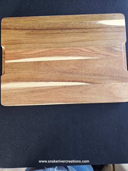 Personalized Acacia Wood Cutting Board – 12 x 17 x 1 | Engraved Family Name Cutting Board | Handmade Kitchen Gift